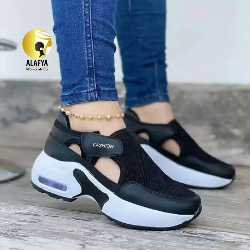 Velcro lady sandals  AP