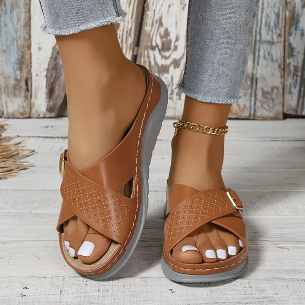 Woman Pu Leather Cross Strap Light Sandals - Image 3
